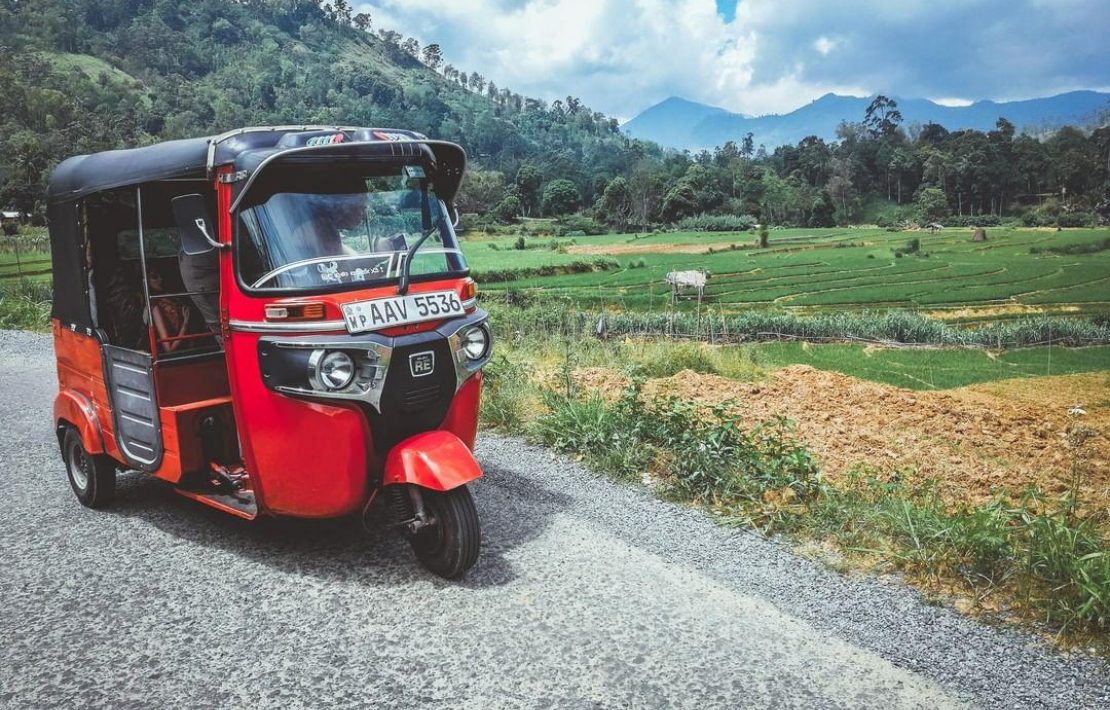 Tuktuk Op De Goede Wegen Van Sri Lanka